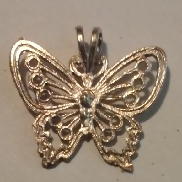 Silver Charm Or Pendant For Necklace Butterfly 5/8" x 3/4" - Picture 1 of 2